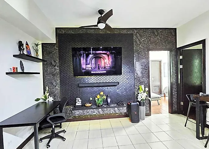 Black Diamond Suite, Karaoke 호텔 4*
